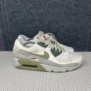 Mens Green Nike Shoes for Sale up to 90% Off: Poshmark display picture 3